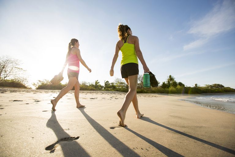 11 Consejos para caminar mejor en la playa