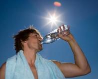 ACSM aclara las recomendaciones de hidratación para los atletas