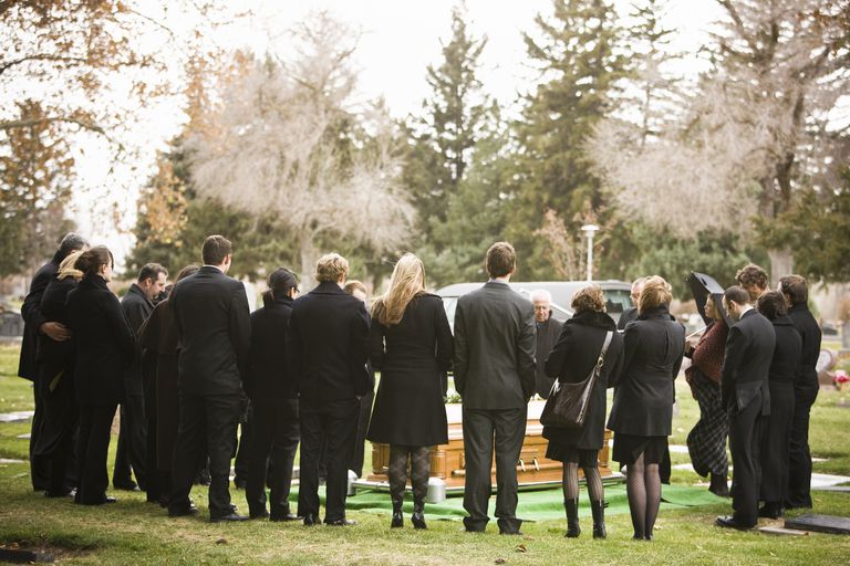 Etiqueta fúnebre: cosas que nunca debes decir en un funeral