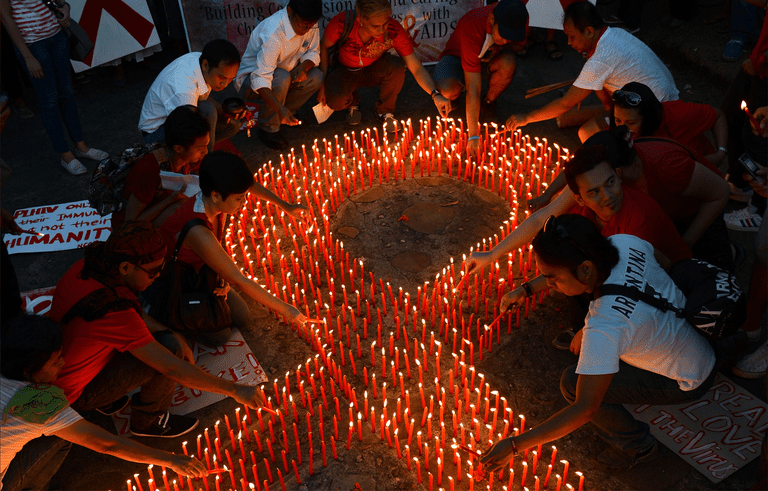 El estudio emblemático que transformó la estrategia global sobre el SIDA