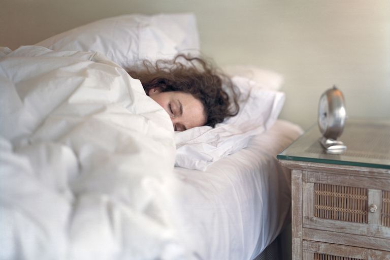 Las 10 peores formas de arruinar el sueño y causar insomnio con malos hábitos