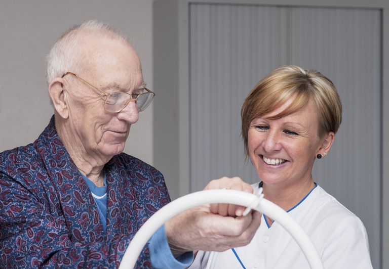 Terapia ocupacional hace que vivir con artritis sea más fácil