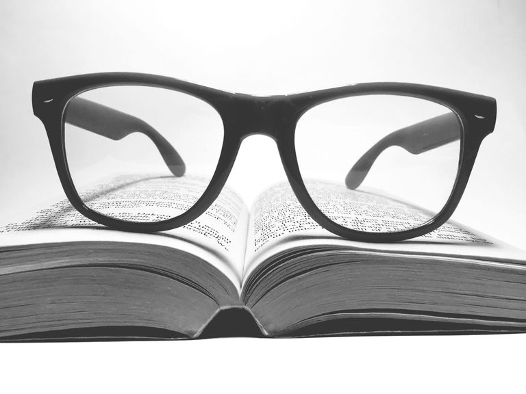 La presbicia y la necesidad de anteojos de lectura