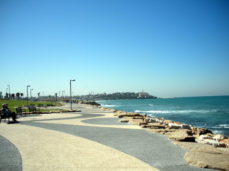Caminando por el paseo marítimo de Tel Aviv a Jaffa (Yafo) Israel