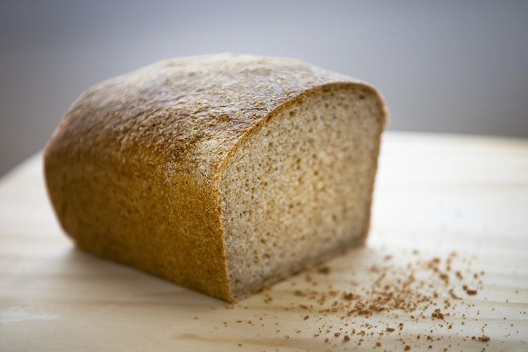 Pan de trigo entero con una dieta baja en carbohidratos
