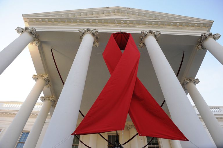 Por qué EE. UU. Avanza en la consecución de los objetivos de tratamiento del VIH