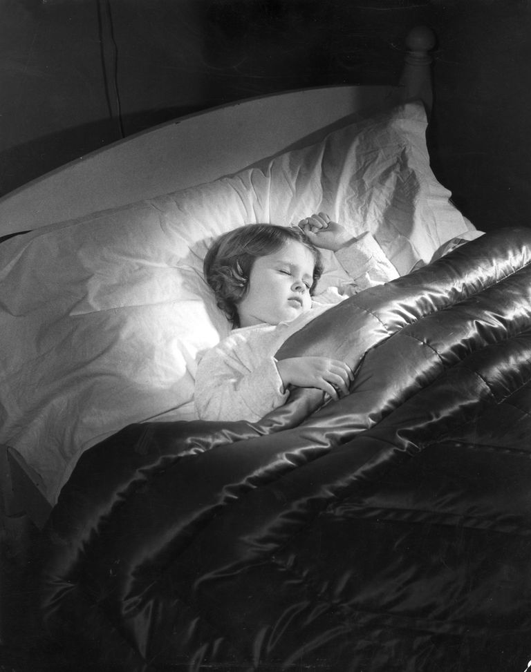 10 Tratamientos principales para ayudar a evitar la somnolencia cuando se priva del sueño