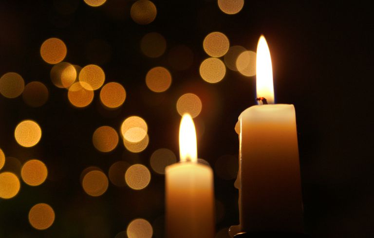 31 Formas de recordar a un ser querido durante la Navidad Con Preocupaciones por el final de la vida