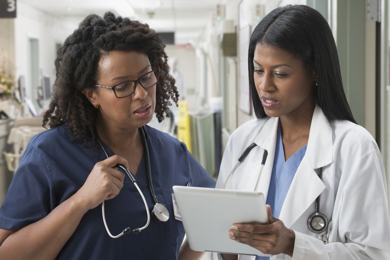5 Pasos para mejorar el rendimiento de los empleados de la oficina médica