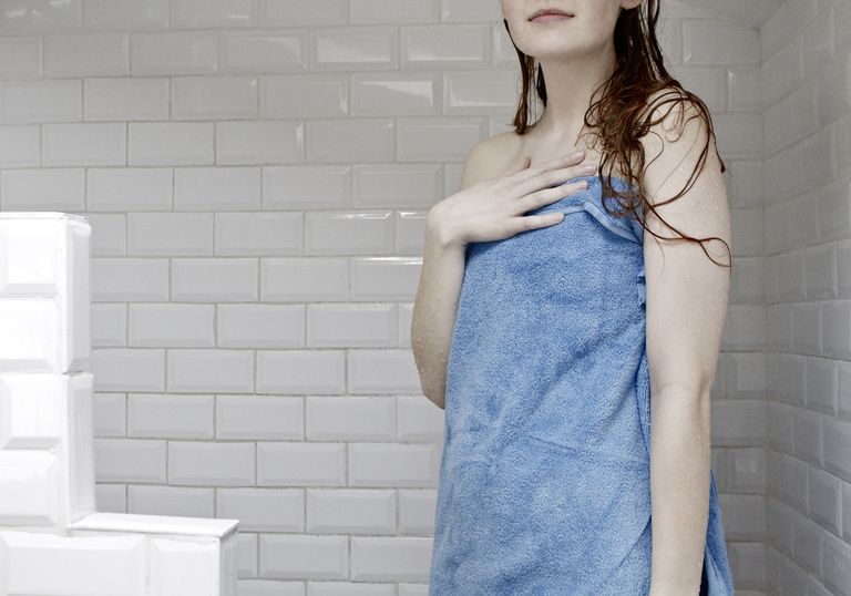 6 Razones por las que pides después de tomar una ducha