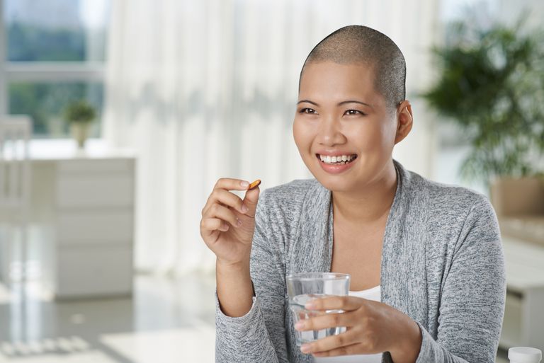 Inhibidores de la aromatasa para prevenir la recurrencia del cáncer de mama