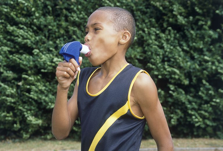 Tratamiento y medicamentos para el asma para niños