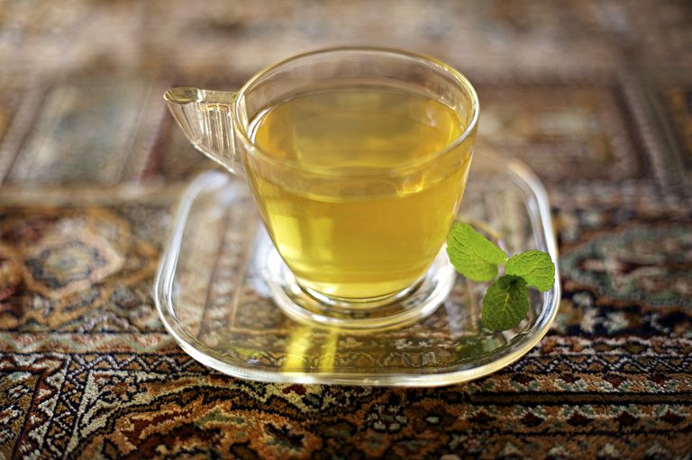 Los mejores tés herbales para los síntomas del SII