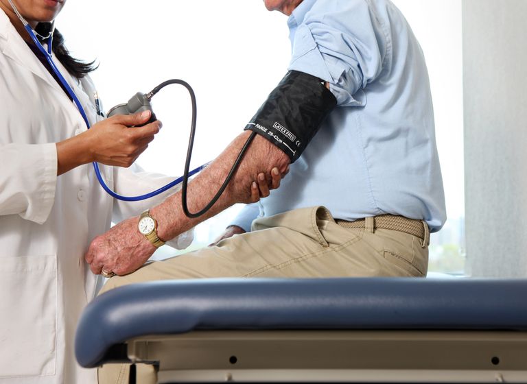 ¿Puede la presión arterial estar demasiado baja?