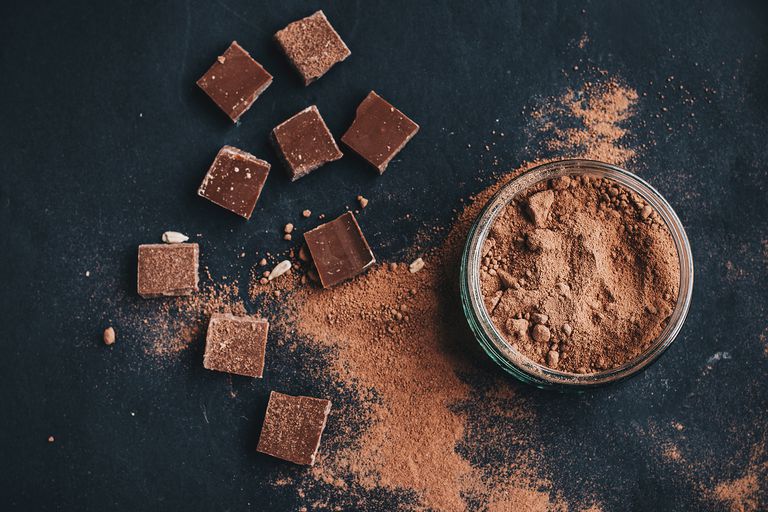 ¿Puede el chocolate negro reducir su colesterol?