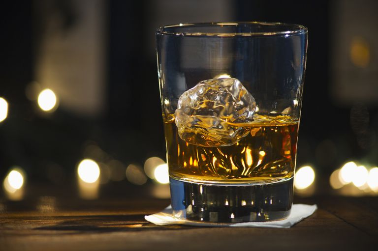 ¿Puedes beber Bourbon en una dieta libre de gluten?