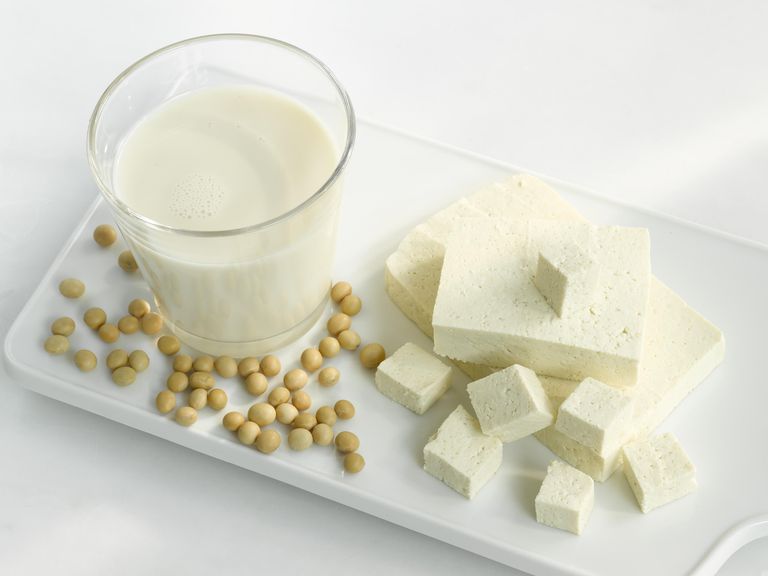 ¿Se puede usar leche de soya mientras se consume poco carbohidrato?
