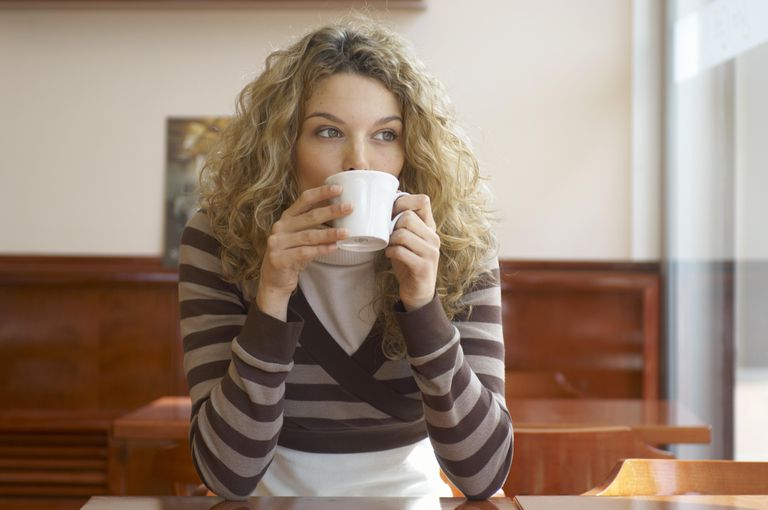 ¿La cafeína aumenta la presión arterial?