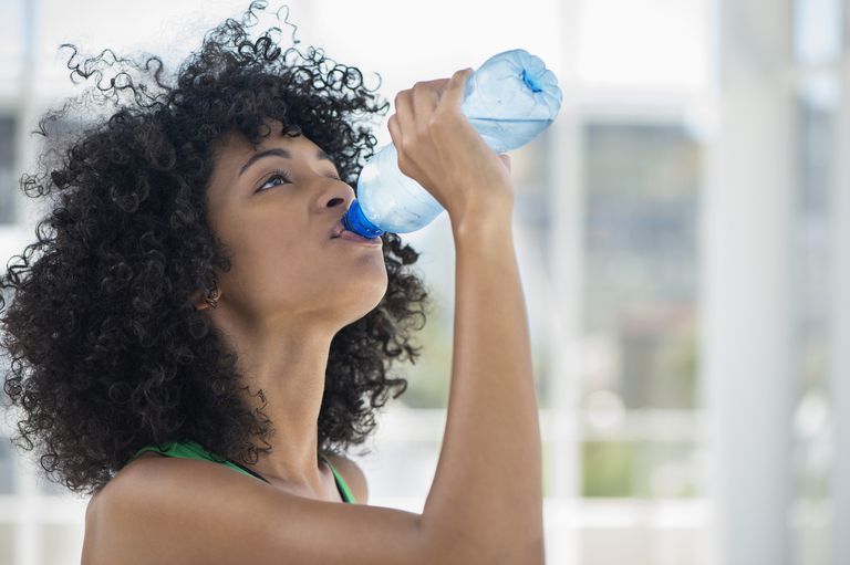 Beber más agua y el peso de los pacientes con tiroides