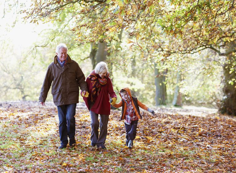 Qué tan rápido caminas a medida que envejeces puede predecir tu esperanza de vida