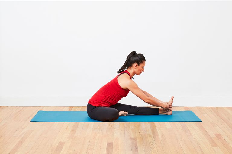 Cómo hacer la cabeza a la rodilla Janu Sirsasana Yoga Pose