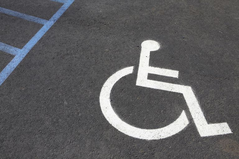 Cómo obtener un pase de estacionamiento para discapacitados durante la quimioterapia