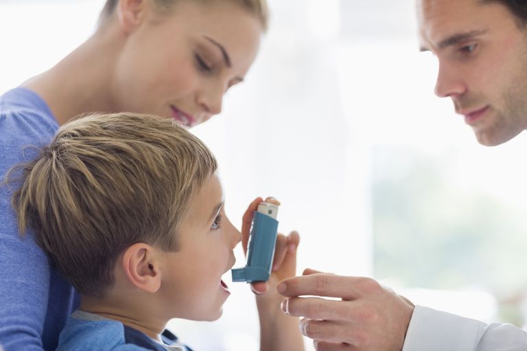 ¿Es la genética una de las causas del asma?