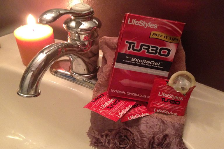 LifeStyles Turbo Condoms