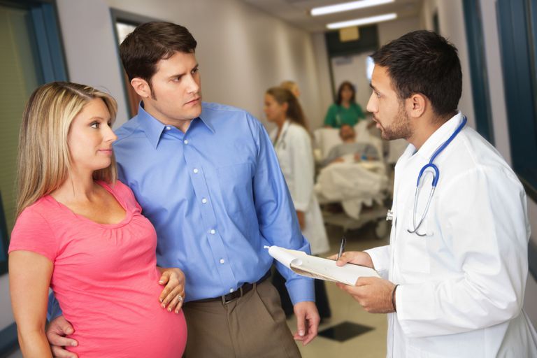 Opciones si está embarazada sin seguro de maternidad