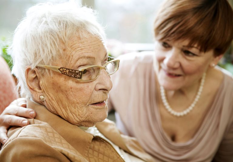 Cuidados paliativos y de hospicio para pacientes con demencia