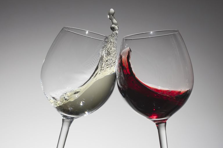 La sorprendente verdad acerca de cómo el alcohol afecta su riesgo de demencia