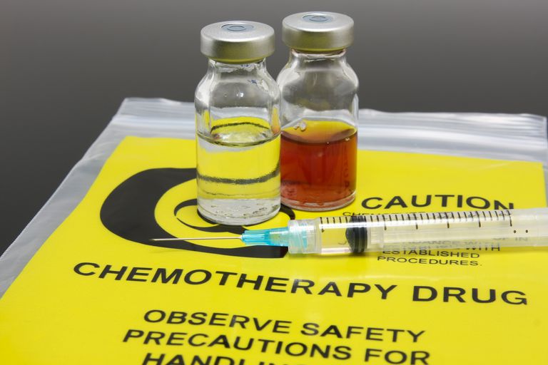 Uso de Neupogen para tratar bajo recuento de neutrófilos durante la quimioterapia