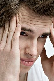 ¿Qué es un dolor de cabeza por tensión crónica?