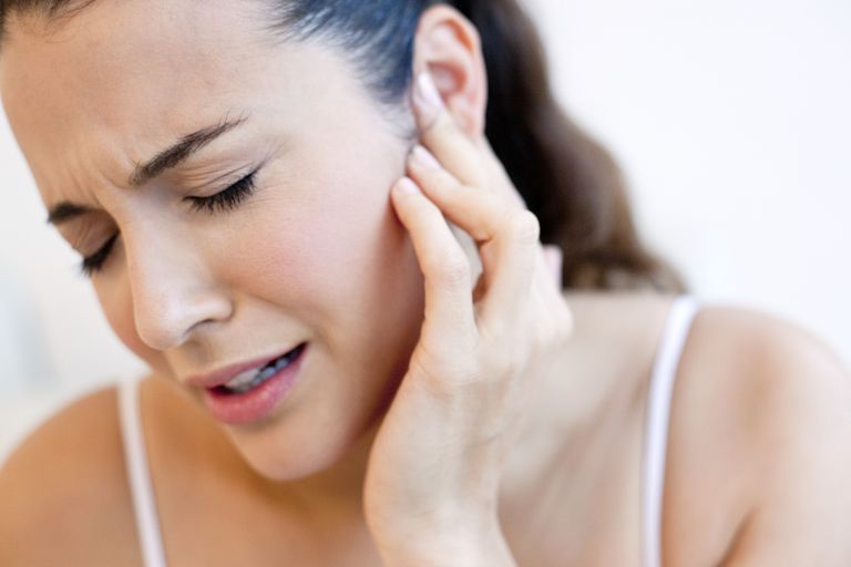 ¿Qué es la pericondritis del oído?