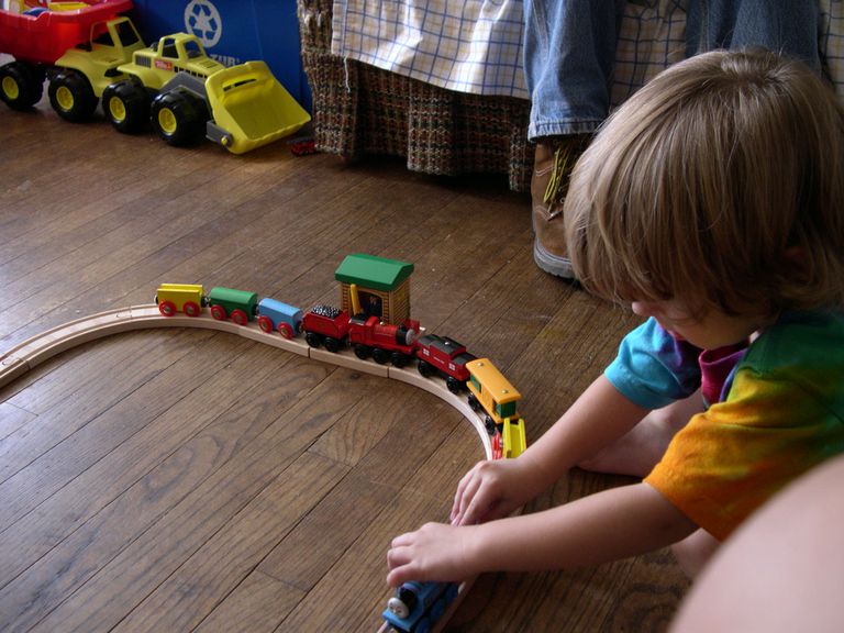 ¿Qué juguete debo comprar para un niño autista?