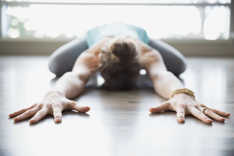 Yoga para el dolor de espalda - La postura del niño