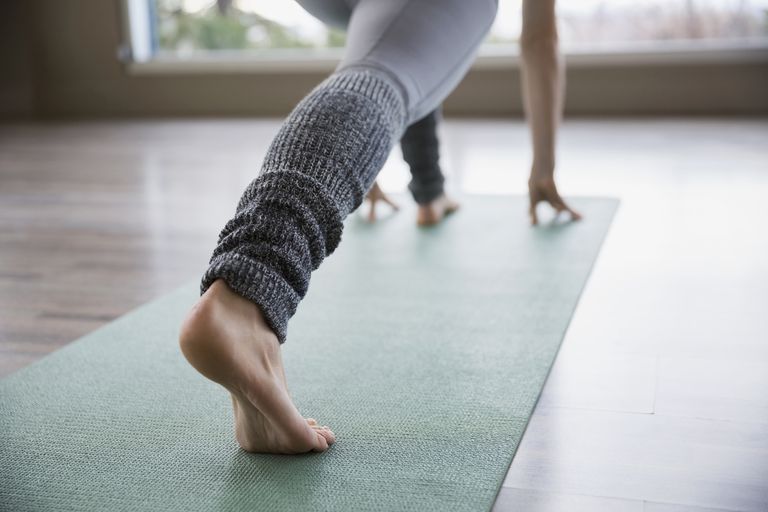 Poses de yoga para la biblioteca de fuerza de pierna